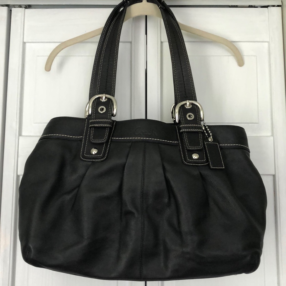 Like new black leather Coach bag